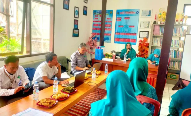 
					PKK Desa Sukaratu Malangbong,Gelar Rapat Rutin Bulanan ,Fokus Kepada Sosialisasi Follow Up Kunjungan Rumah Upgrade