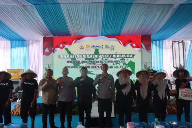 
					Polda Jabar Tegaskan Berkomitmen Mendukung Program Ketahanan Pangan Lewat Panen Serentak