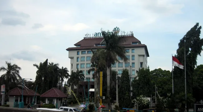 Gubernur Pramono Anung Pasang Deadline Akhir Oktober Atasi Macet TB Simatupang
