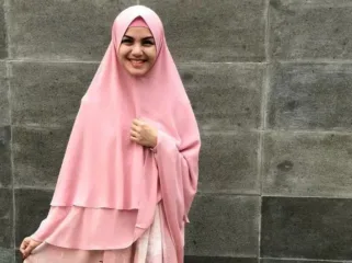 Nadya Almira