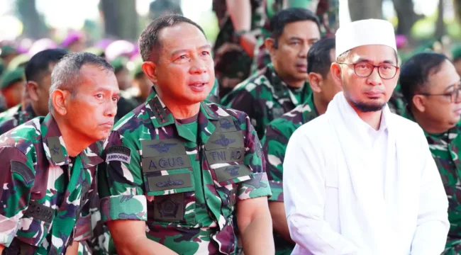 Panglima TNI Menggelar Doa Istighosah di Monas