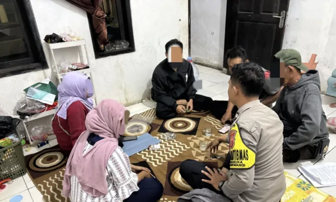 
					Polsek Pasirwangi Mediasi Perselisihan Warga Terkait Piutang, Sepakat Damai Secara Kekeluargaan