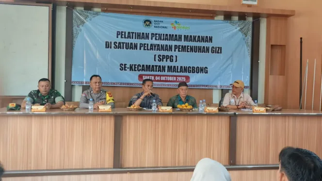 
					SPPG Se-Kecamatan Malangbong Gelar Pelatihan Penjamahan Makanan, Libatkan 6 SPPG sebanyak 150 Peserta