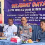 Kapolres Garut Laksanakan Kunjungan Kerja, Ke Polsek Wilayah Selatan Dan Satpolairud, Perkuat Solidaritas Dan Layanan Masyarakat IMG-20251007-WA0105