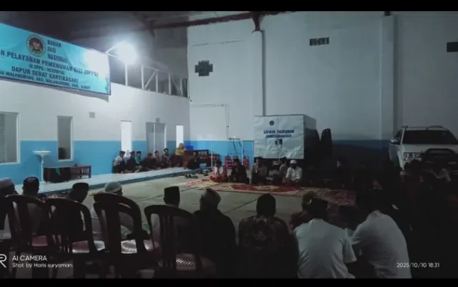
					Masyarakat Sekitar Di Wlayah Dapur SPPG Desa Malangbong Turut Menghadiri Acara Sukyran Bedirinya SPPG Malangbong