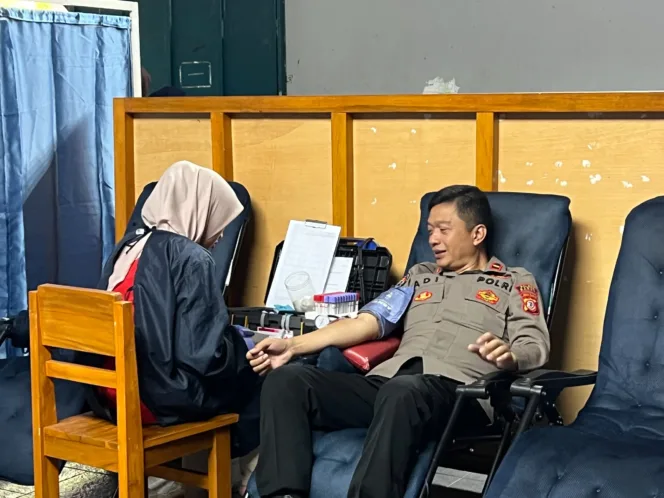 Setetes Darah Sejuta Harapan, Polres Garut Bersama SMAN 6 Rayakan HUT Humas Polri Ke-74