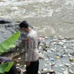 Warga Bayongbong Temukan Mayat Bayi Dipinggir Sungai Cimanuk, Polisi Lakukan Penyelidikan IMG-20251023-WA0076