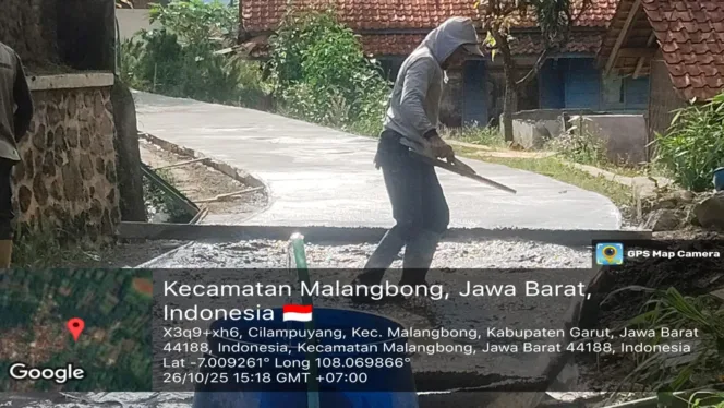 Pemdes Cilampuyang Bangun Infrastruktur Rabat Beton Di Kampung Babakan