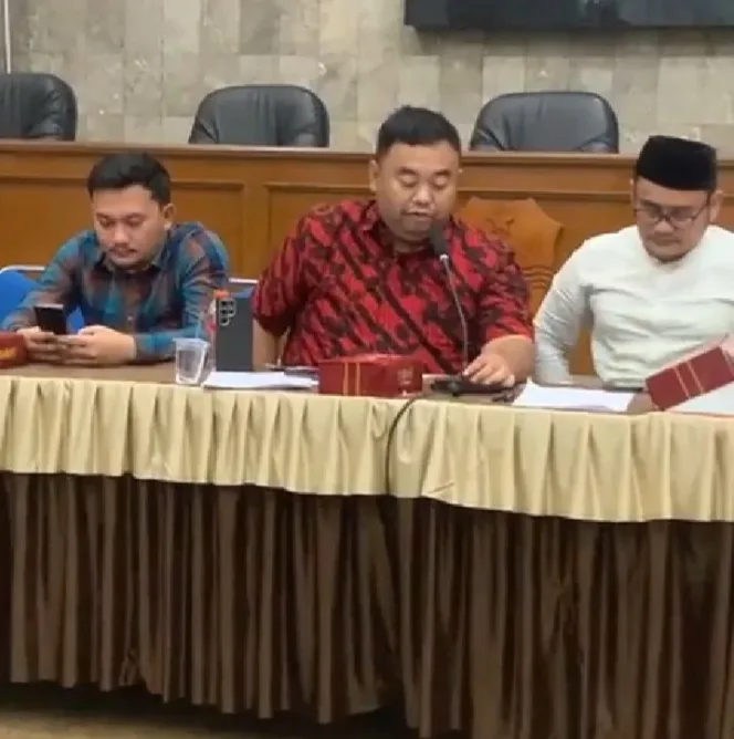 
					Yudha Puja Turnawan Anggota DPRD: Perjuangan untuk Kesejahteraan Guru Madrasah di Garut