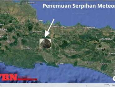 Diduga Pecahan Meteor Jatuh di Tegal, Batu Hitam Ditemukan Warga