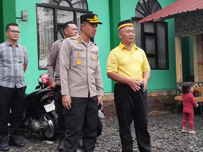 Kapolres Garut Kunjungi SPPG Desa Sukaratu Di Sambut Baik Oleh Brigjen (pol)Ayi Supardan