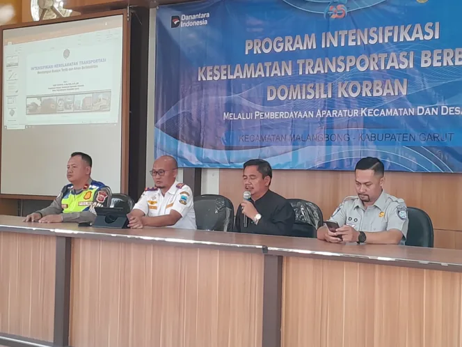 Sosialisali Intensifikasi Keselamatan Lalu-Lintas Di Kecamatan malangbong