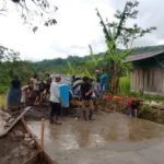 Desa Sukamulya Bangun Jalan Poros Cipayung Dengan D.D Rp.280 Juta