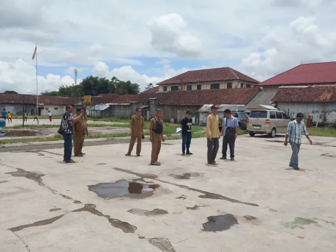 Kades Mangunreja Ukur Lahan Untuk Pembangunan Gedung Koprasi Desa Merah Putih