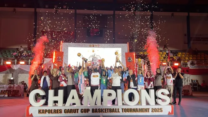 Kapolres Garut Tutup Turnamen Basket “Kapolres Garut Cup 2025” Antar Pelajar