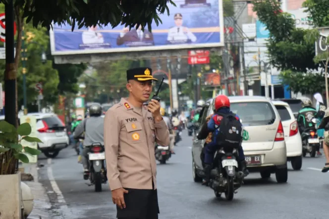 Kapolres Garut Tinjau Gatur Pagi, Pastikan Layanan Optimal