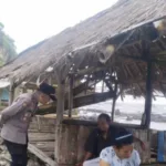 Polsek Caringin Gelar Patroli Gabungan "Park Walk And Talk" Perkuat Keamanan, Pendekatan Warga IMG-20251113-WA0106