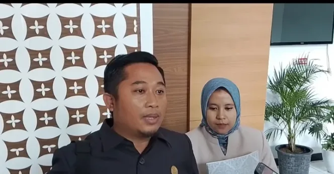Fraksi PDIP Walk Out dari Paripurna DPRD Saat Hendak Sampaikan Pandangan Umum