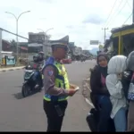 Kanit Turjagawali IPDA Ade Sulaeman dari Polres Garut Sigap dalam Pemeriksaan Pelanggaran Lalin IMG_20251120_191048