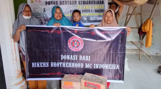 Bikers Brotherhood dan PALAWA Unpad Salurkan Bansos Aceh