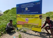 Sat Polairud Polres Garut Pasang Sepanduk Dan Bendera Merah Putih Di Pantai Selatann