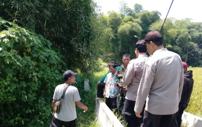 Polsek Karangpawitan Lakukan Pencarian Korban Hanyut Disungai Cimanuk