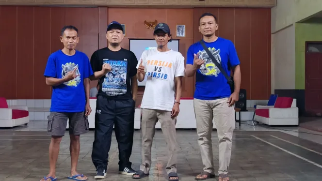 Laga Penuh Gengsi Viking Cakrabuana Gelar Nobar Persib vs Persija Di Aula PGRI Malangbong