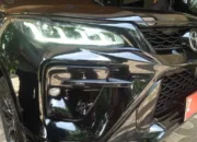 Mobil Mewah Pribadi Berpelat Merah: Simbol Keangkuhan Birokrasi di Atas Derita Rakyat Garut