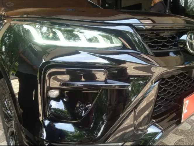 Mobil Mewah Pribadi Berpelat Merah: Simbol Keangkuhan Birokrasi di Atas Derita Rakyat Garut