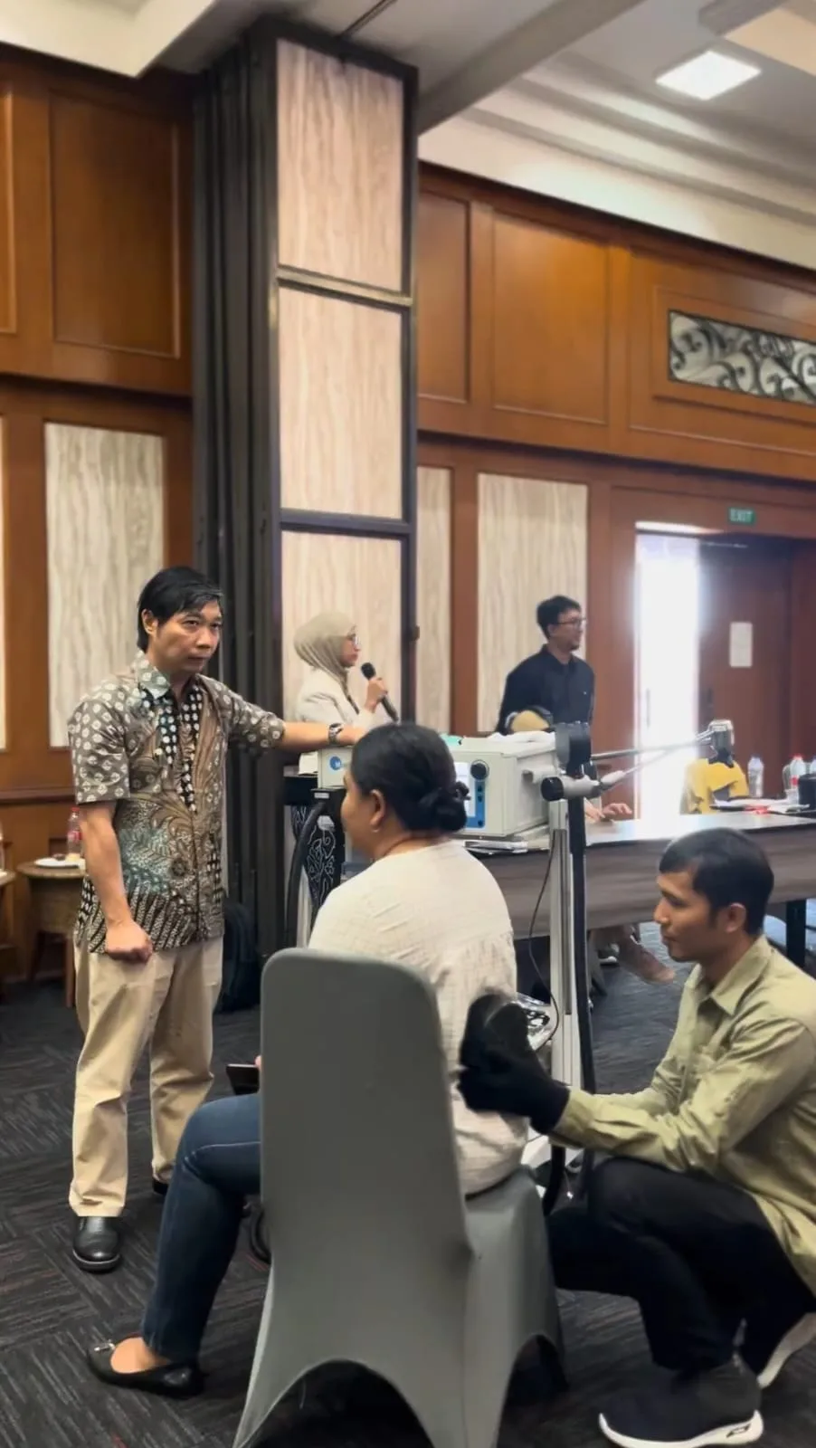 RS UMC Luncurkan Layanan Neurorestorasi TMS dan VR Pertama di Cirebon