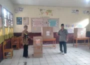 Pemilihan Ketua RW 02 Berlangsung Meriah, Warga RT 03 Antusias Tentukan Pemimpin Baru