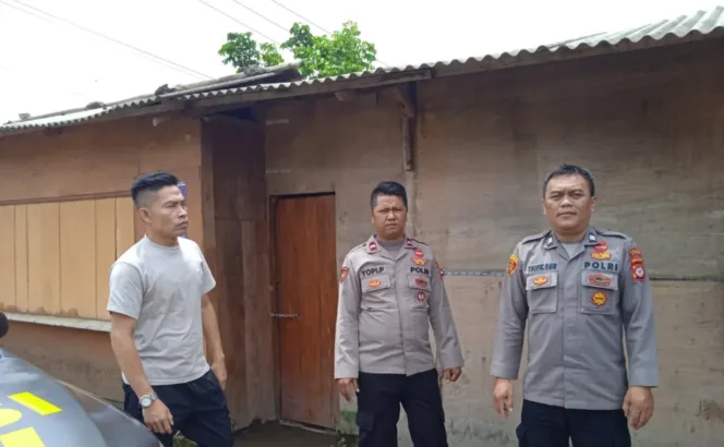 Respon Cepat Laporan 110, Polsek Leles Cek Dugaan Penjualan Obat Terlarang Di Leles