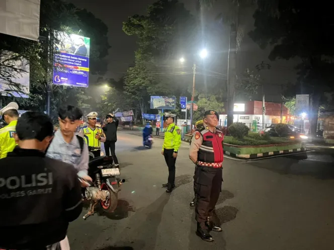 Operasi KRYD Malam Minggu, Ratusan Personel Gabungan Amankan Wilayah Garut