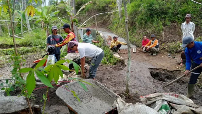 Masyarakat Desa Cigadog Terus Bersatu, Harap Bantuan Pemerintah