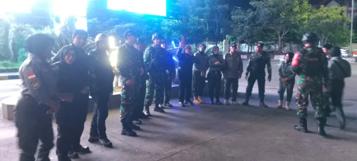 Patroli Gabungan Koramil 1408-09/Tamalate Bersama Unsur Masyarakat