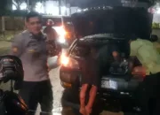 Polsek Samarang Polres Garut Tindaklanjuti Aduan 110, Mobil mogok Picu Kemacetan Panjang