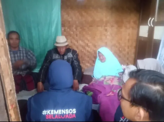 Rosita Kemensos Kunjungi Mak Onah, Tindak Lanjut Aspirasi DPRD Yudha Puja Turnawan