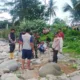 Polsek Pakenjeng Bersama Tim Gabungan Sisir Sungai Cikandang, Bocah 9 Tahun Diduga Hanyut Saat Menyebrang