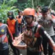 Duka Di Sungai Cikandang, Tim SAR Gabungan Temukan Korban Hanyut Di Pakenjeng
