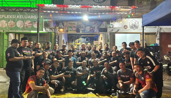 Daeng Guard Menggelar Buka Puasa dan Berbagi Takjil Bersama Story Gim di Mamajang