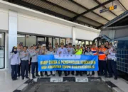 Polres Garut Laksanakan Ramp Check Bus Dan Pemeriksaan Kesehatan Kru Di Terminal Guntur