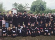 Asep Mulyana Pimpin SMI Garut Berbagi Takjil, Wujud Kepedulian